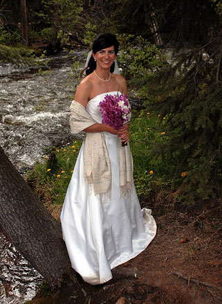 wedding dress pashmina