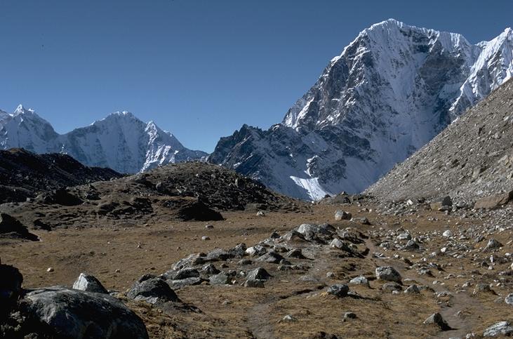 Can someone remind us where this is? Probably above Lobuche