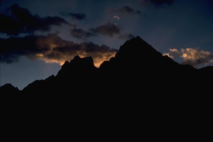 Kantega (left) and Tamserku (right), from Khumjung